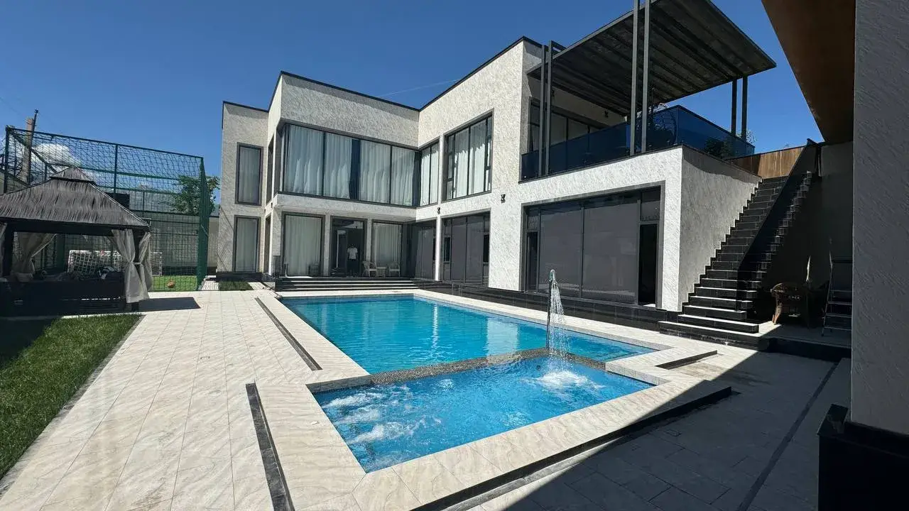 Ero Villa