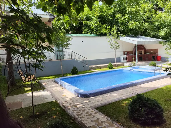 Dacha Velar