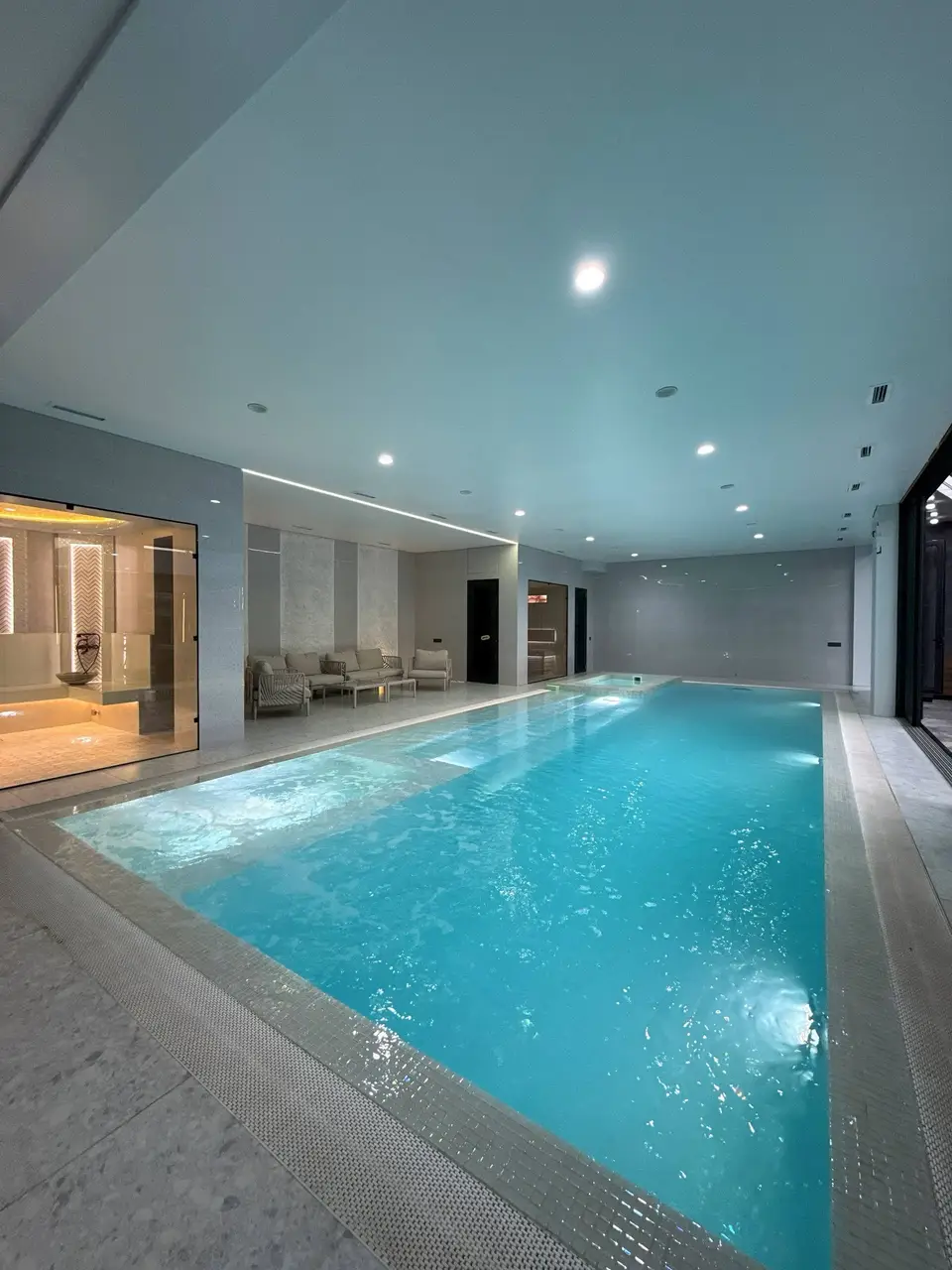 Rixos By Dambro
