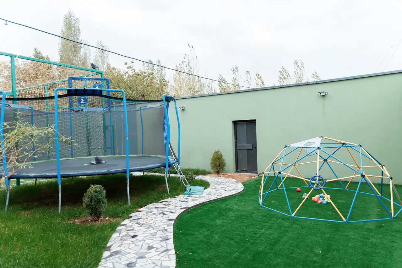 Corner Garden