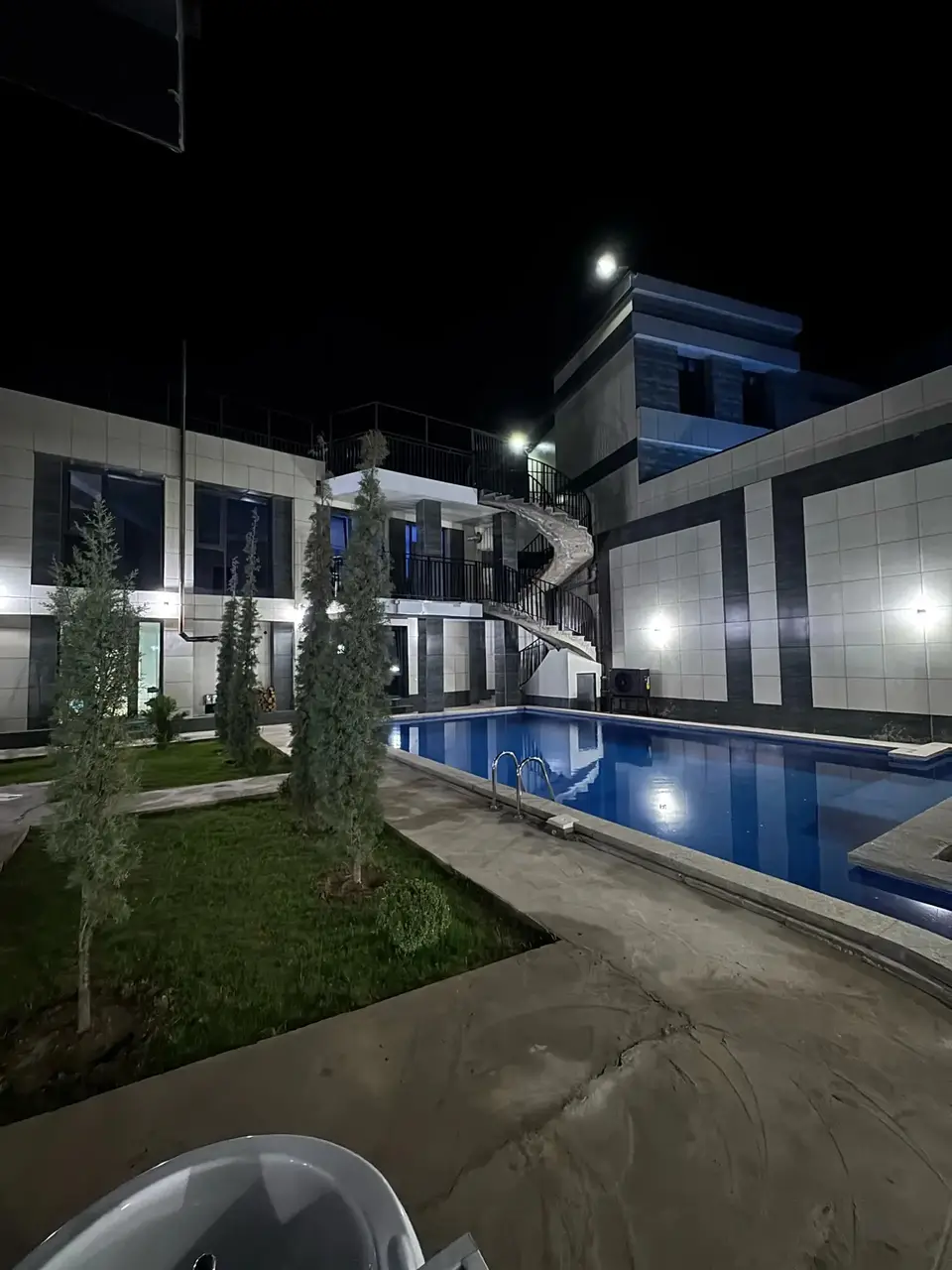 Humson Resort 1