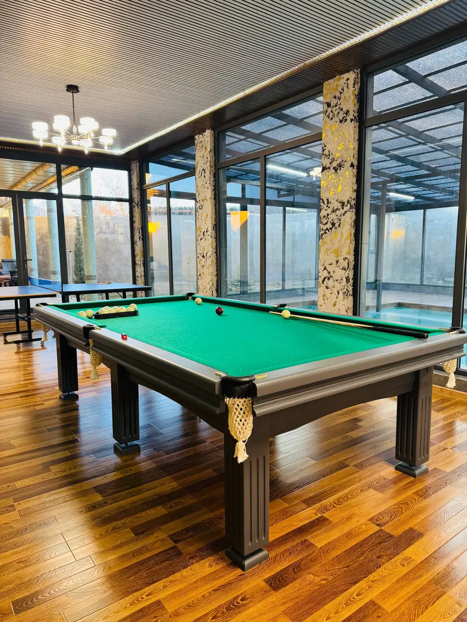 Pele House