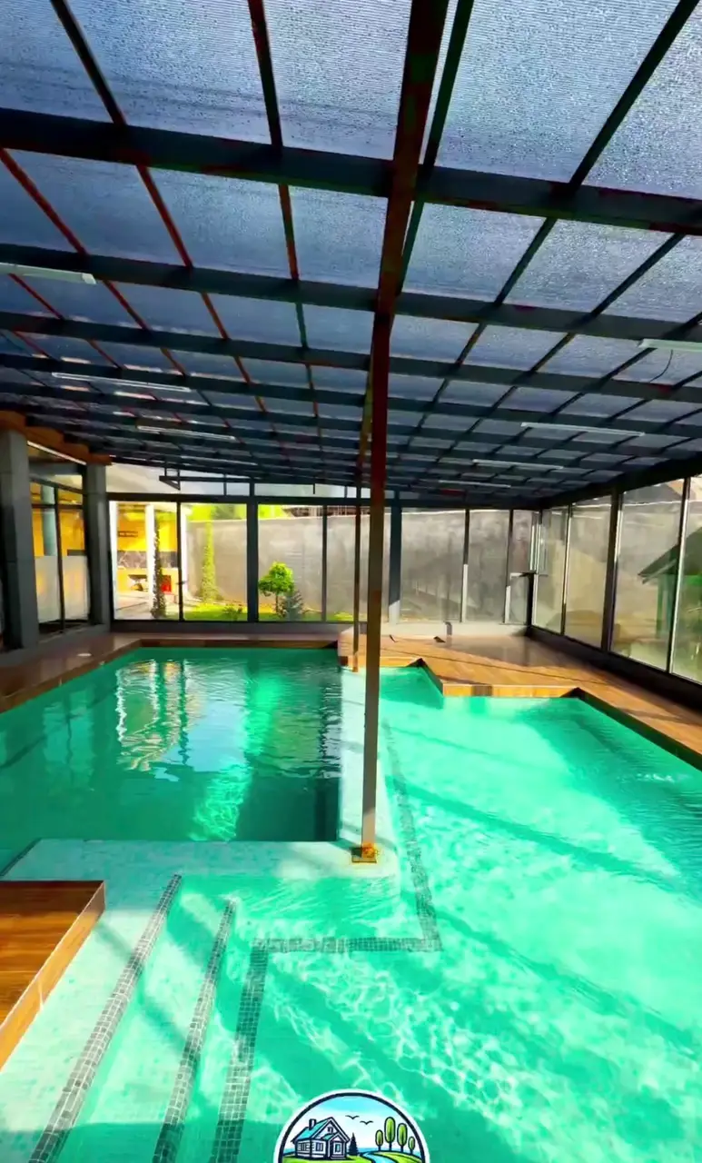Pele House