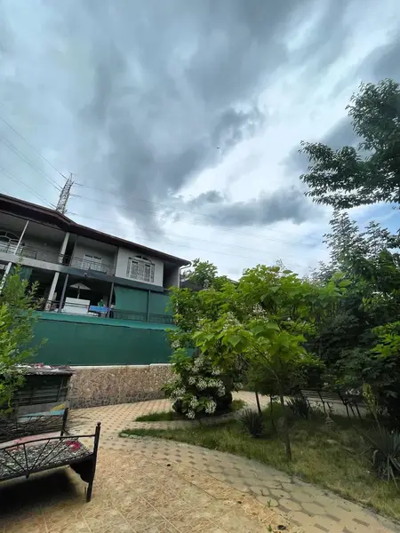 Ugam Daryosi