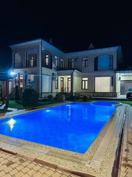 Dacha Nodir