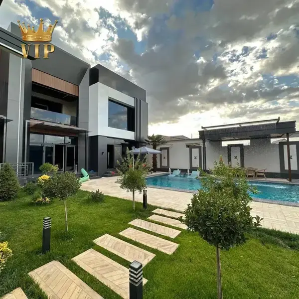 Fairmont Villa