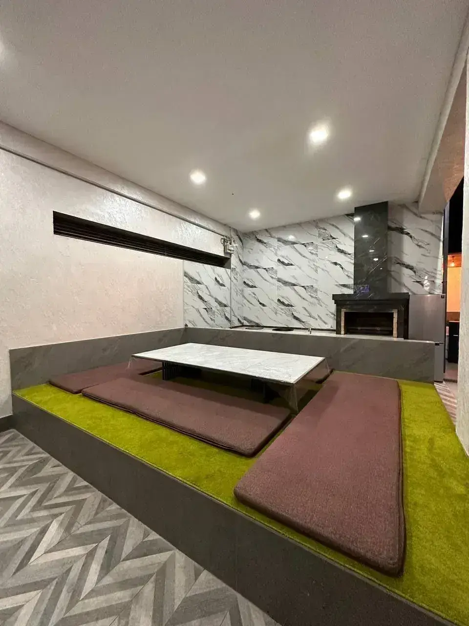 Premier Plaza