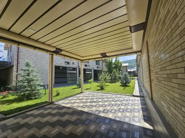 Dacha "ugam"