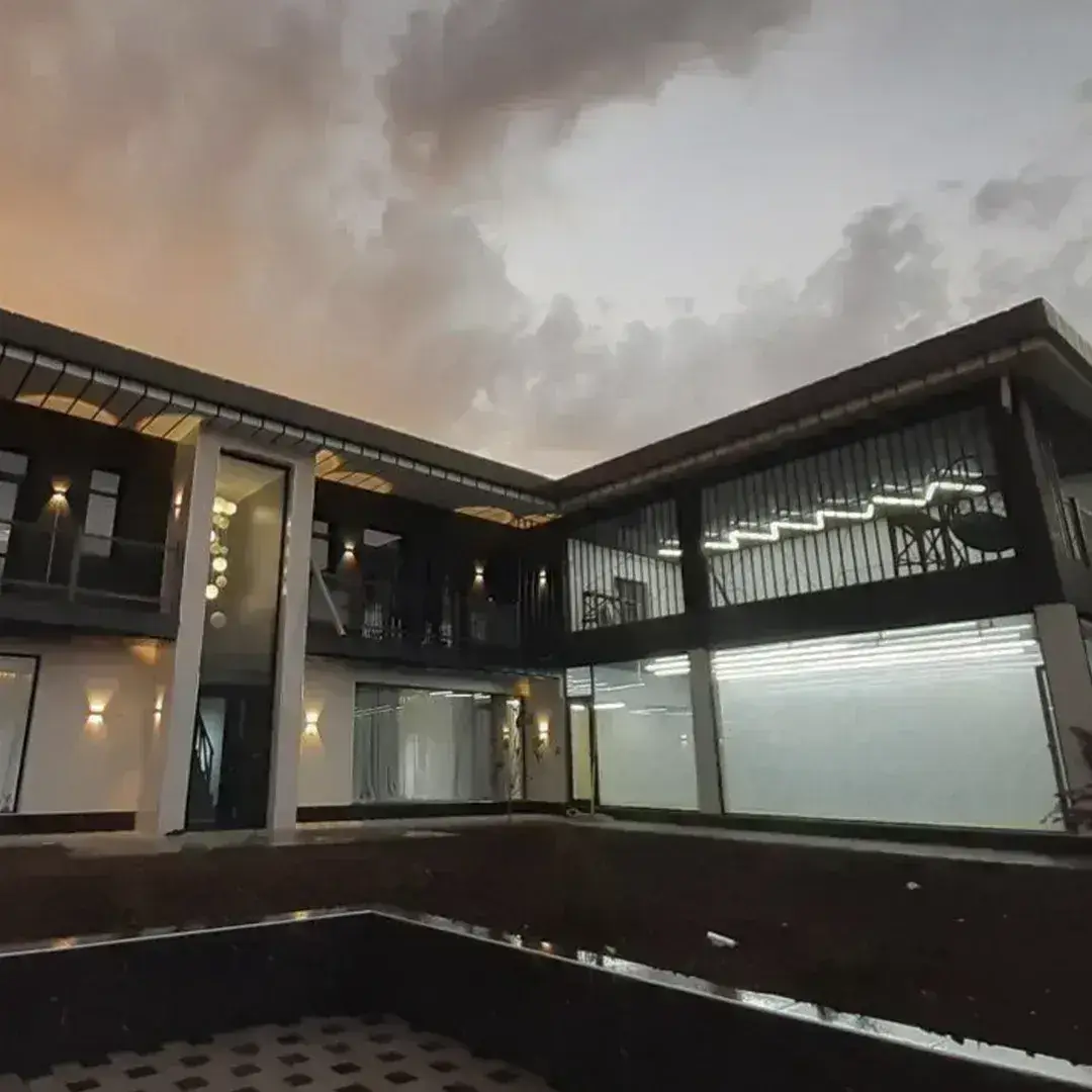 Katta yalangoch fotografiya