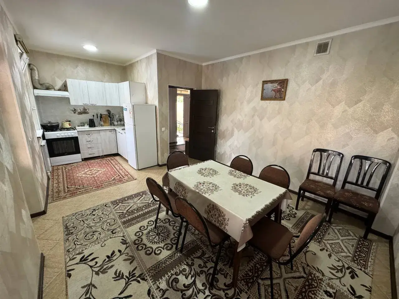Oqtosh Villa