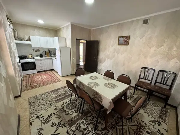 Oqtosh Villa