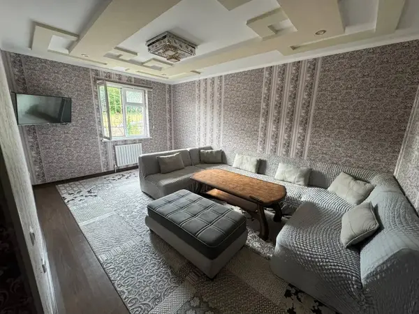 Oqtosh Villa