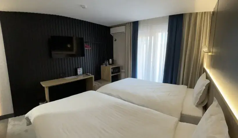 2 ta alohida karavotli standart xona