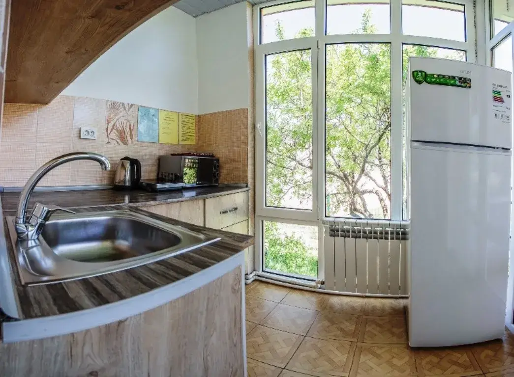 To'rt kishilik kottej