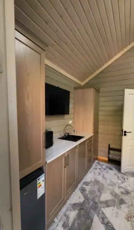 Lyuks 2 kishilik Shale