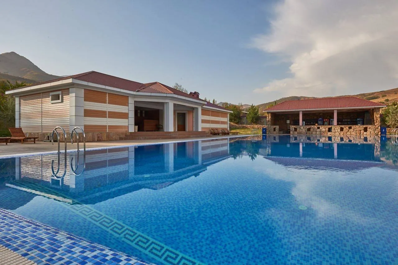 Layner Mountain Resort Complex