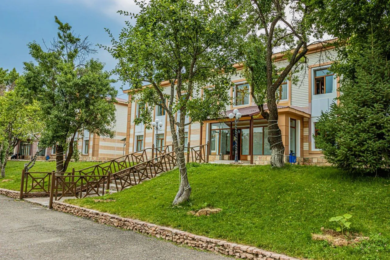 Layner Mountain Resort Complex